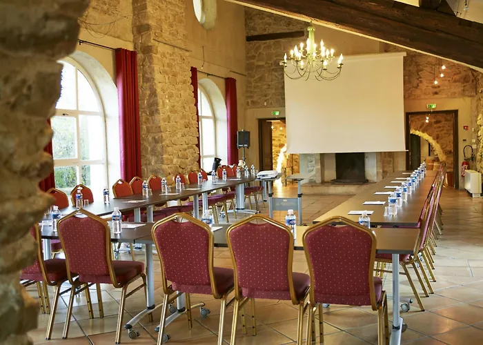 Chambres D\'Hotes Chateau De Jonquieres
